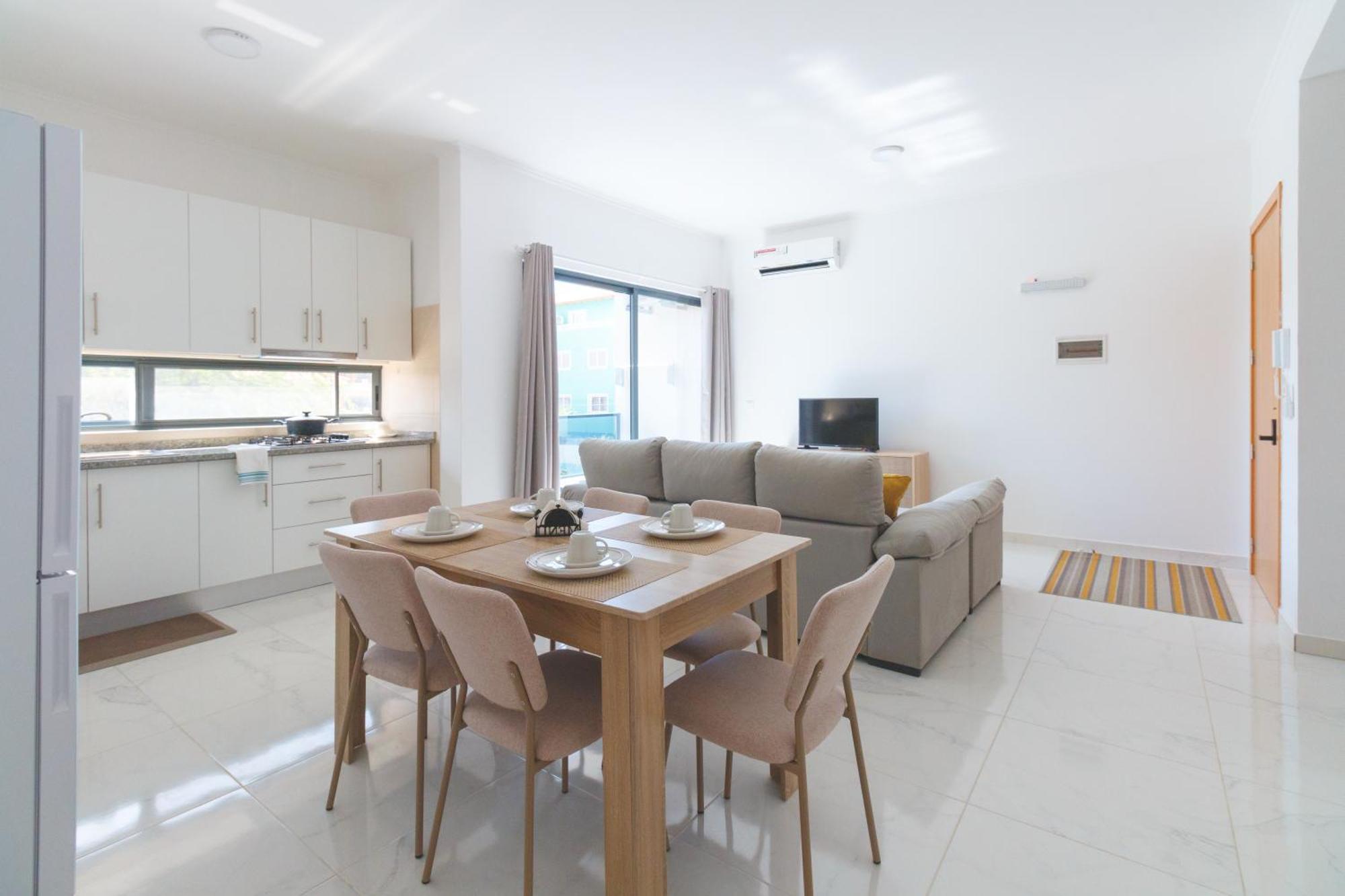 Brand New Spacious T3 Apartment In Santa Maria Esterno foto