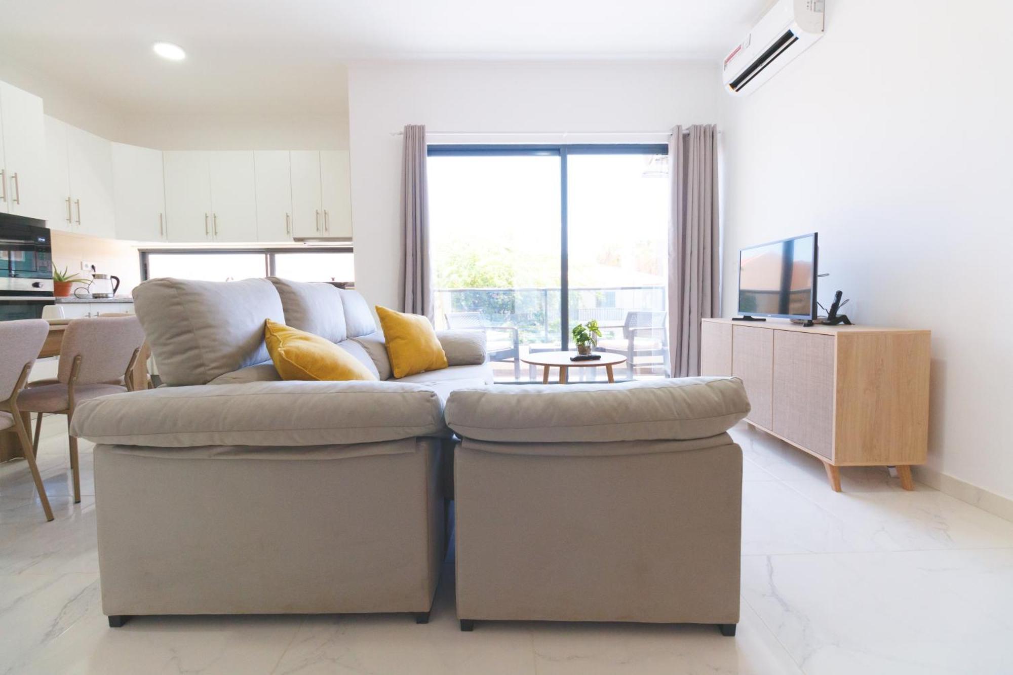 Brand New Spacious T3 Apartment In Santa Maria Esterno foto